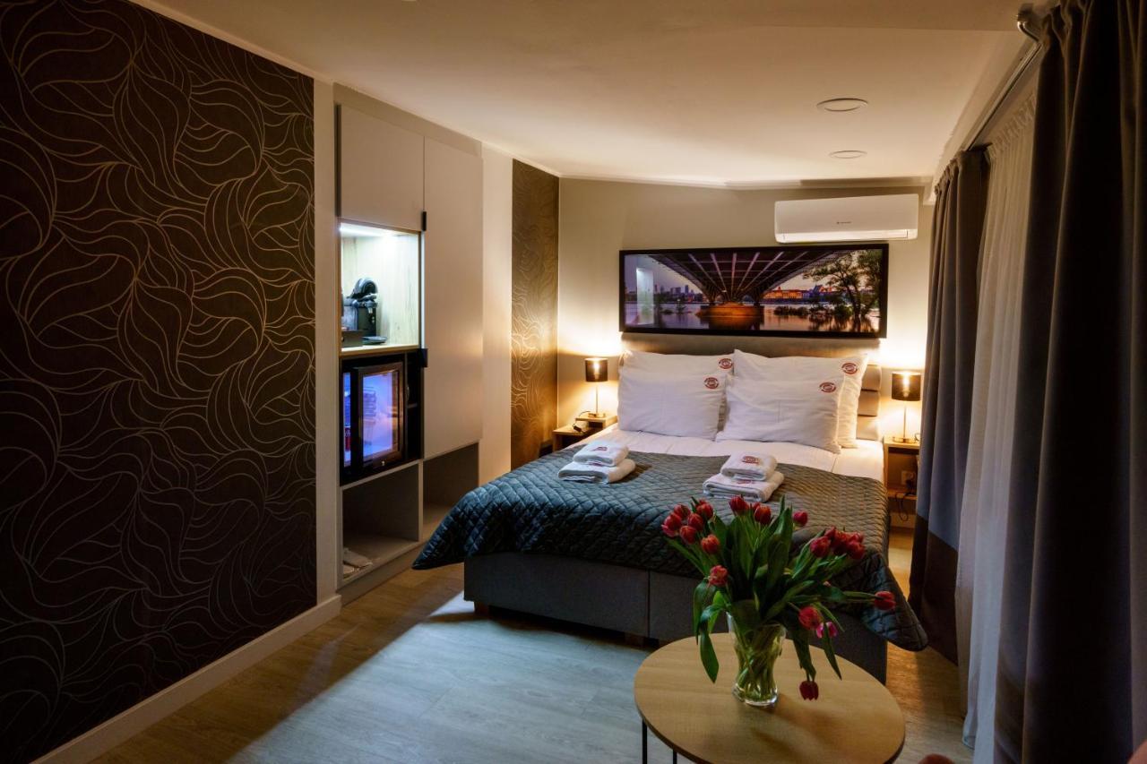 Kamienica No 111A Warsaw Airport Lejlighedshotel Eksteriør billede
