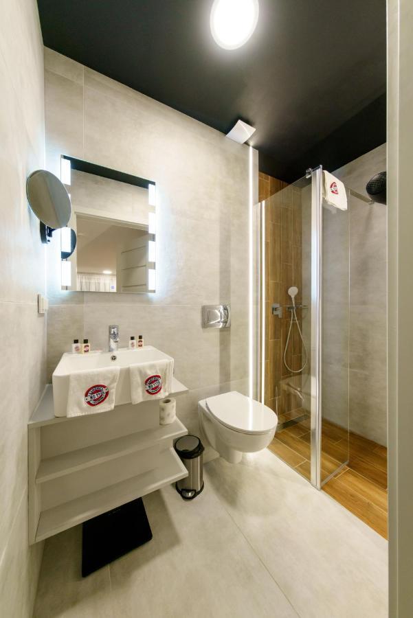 Kamienica No 111A Warsaw Airport Lejlighedshotel Eksteriør billede