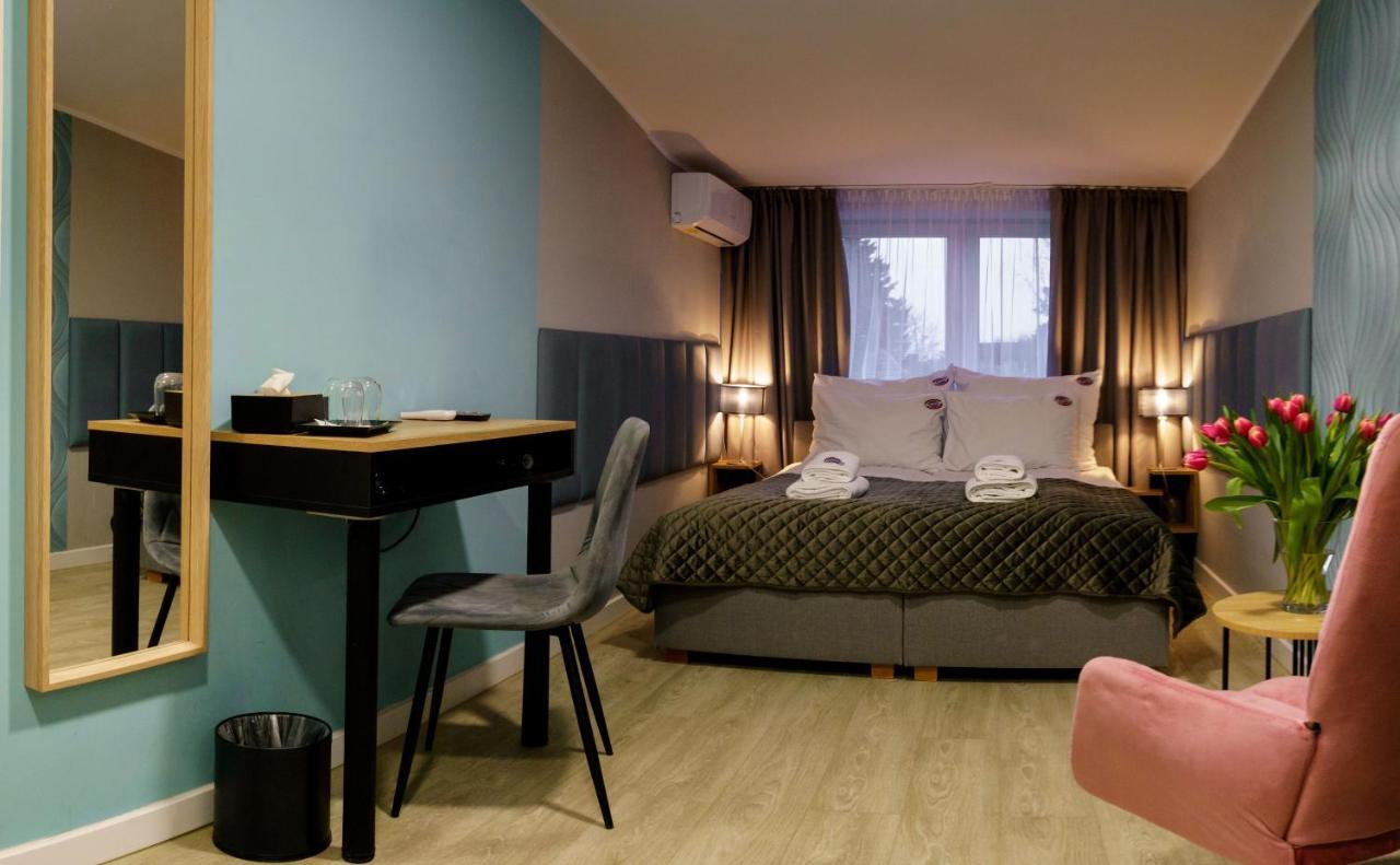 Kamienica No 111A Warsaw Airport Lejlighedshotel Eksteriør billede