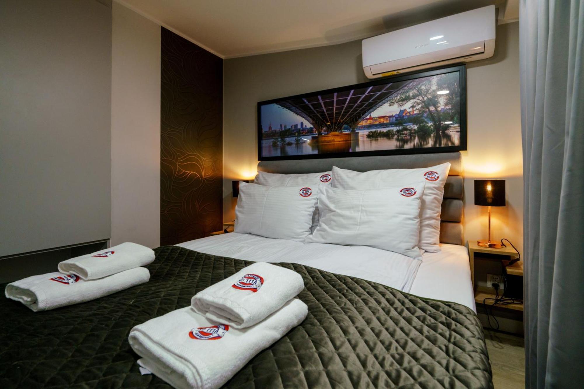 Kamienica No 111A Warsaw Airport Lejlighedshotel Eksteriør billede